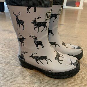Rain boots boys size 11